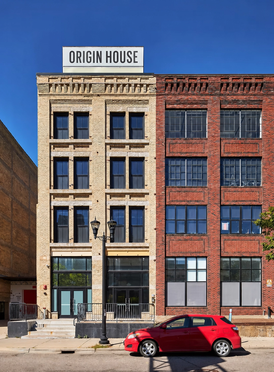 Origin House - 418 N 3rd Ave, North Loop